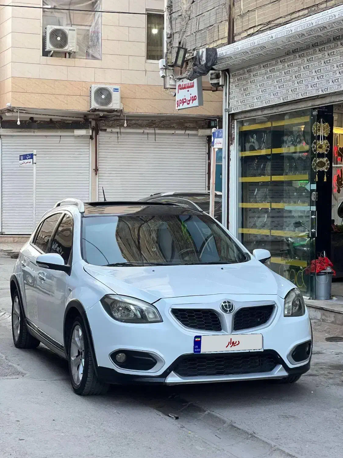 برلیانس ۳۲۰ کراس موتور بزرگ|خودرو سواری و وانت|مشهد, سپاد|دیوار