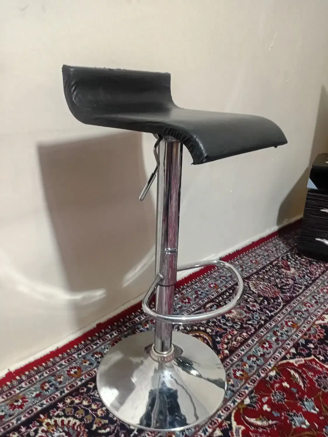 صندلی اپنی|صندلی و نیمکت|اسلام‌شهر, شهرک مفیدی|دیوار