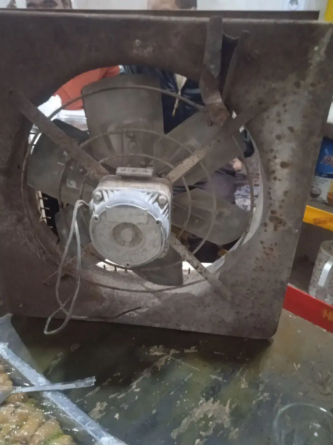 هوا کش 40در40|پنکه و تصفیه‌کنندهٔ هوا|تبریز, |دیوار