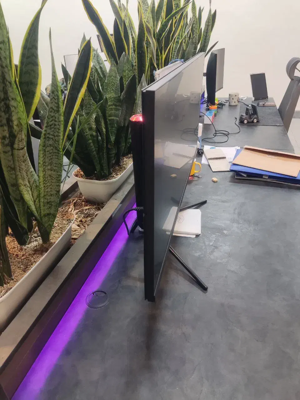 مانیتور گیمینگ ۴۰ اینچ Titan Army|قطعات و لوازم جانبی رایانه|بیرجند, |دیوار