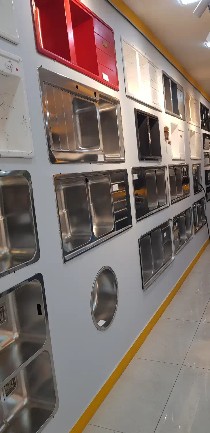 پکیج.رادیاتور.سینک.گاز.فر|آبگرمکن، پکیج، شوفاژ|شیراز, شهرک گلدشت حافظ‎|دیوار