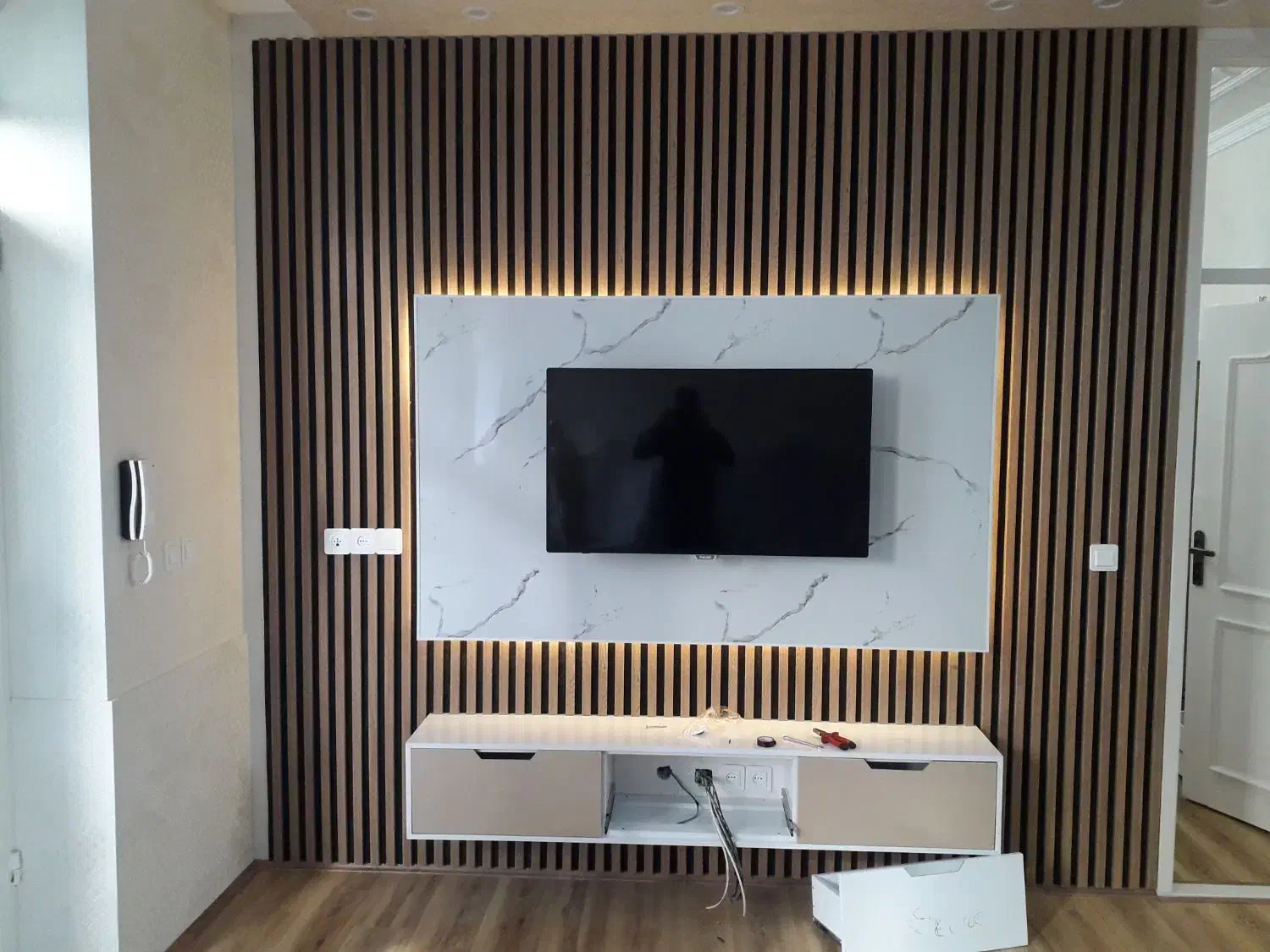 سیم کشی ساختمان|خدمات پیشه و مهارت|بناب, |دیوار