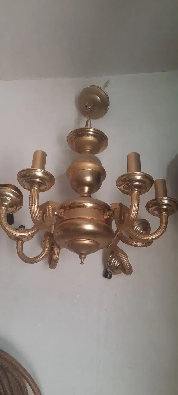 لوستر سالم|لوستر و چراغ آویز|ری, شهید غیوری (ابن باویه)|دیوار