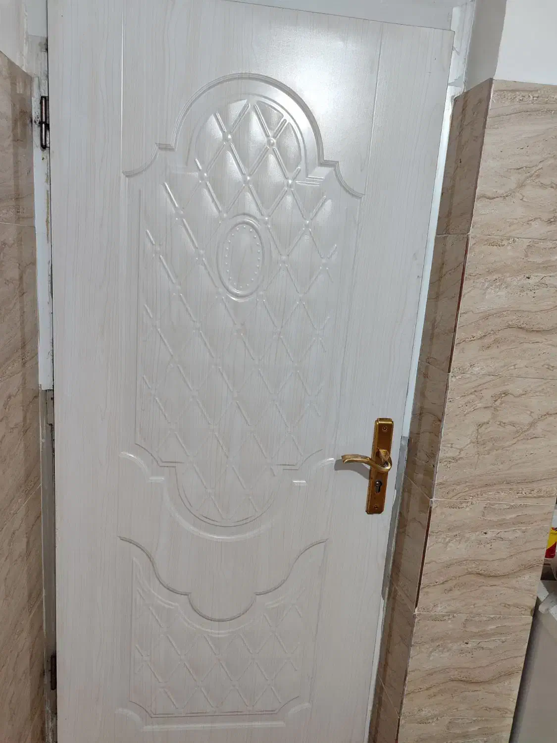 درب چوبی سفید|مصالح و تجهیزات ساختمان|لاهیجان, بازکیاگوراب|دیوار