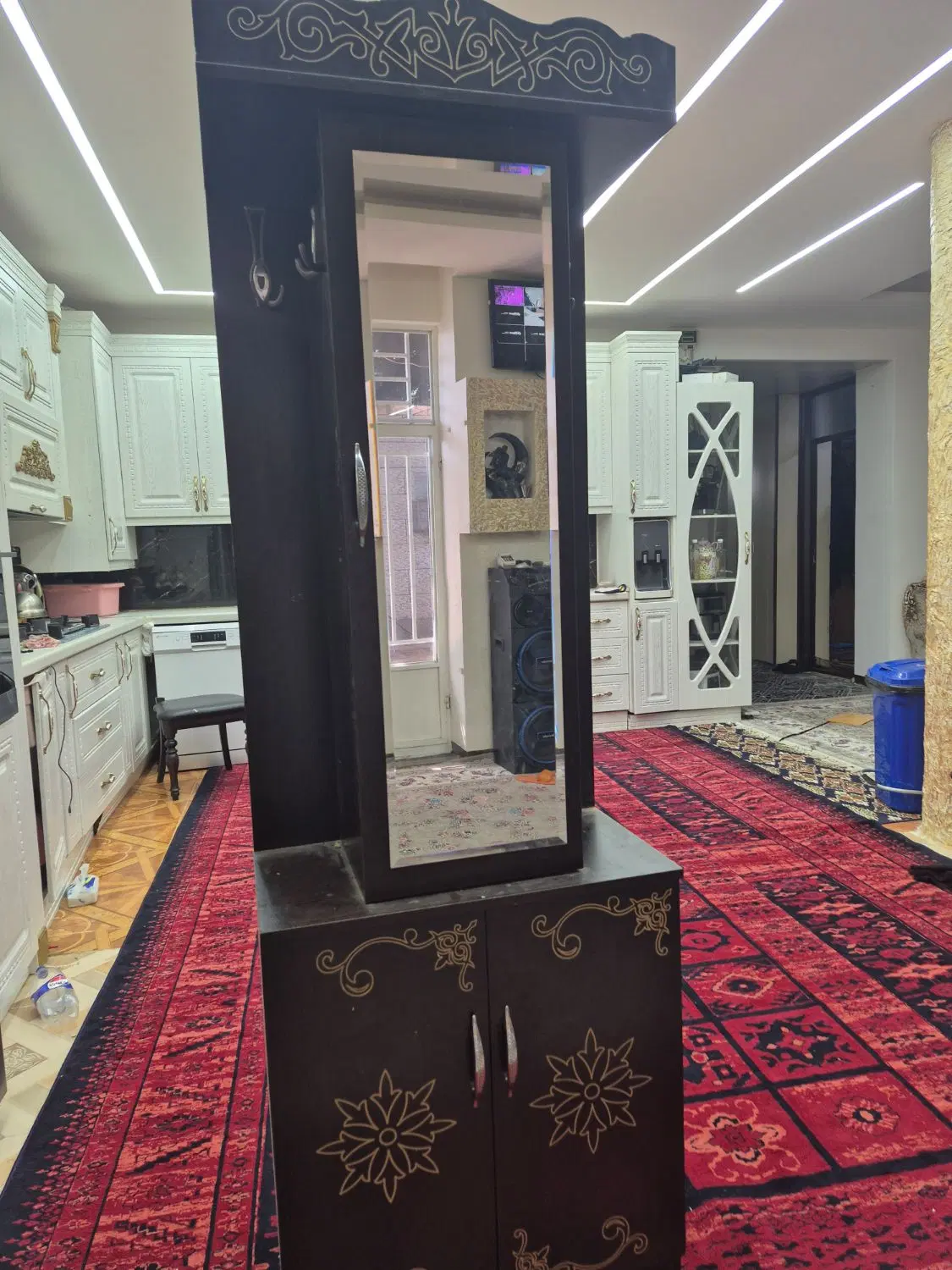 جاکفشی|جاکفشی، کمد، دراور|کرمان, |دیوار