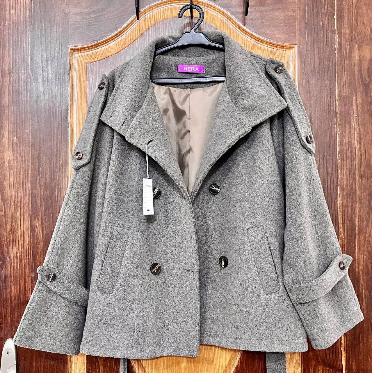 پالتو جذاب دو مدله|لباس|شاهین‌شهر, اقبال لاهوری|دیوار