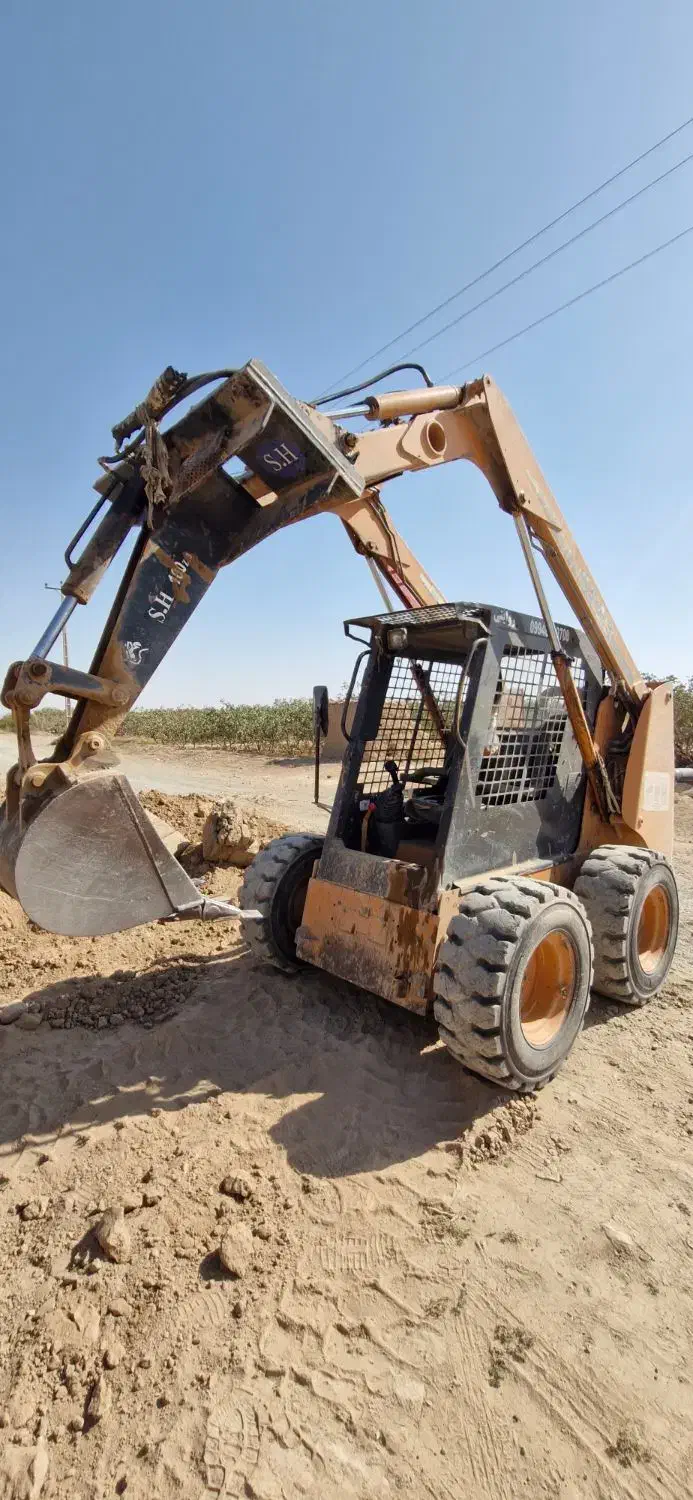 اجاره مینی لودر با جلوبند بیل میکانیکی|خودرو اجارهای|بردسکن, |دیوار