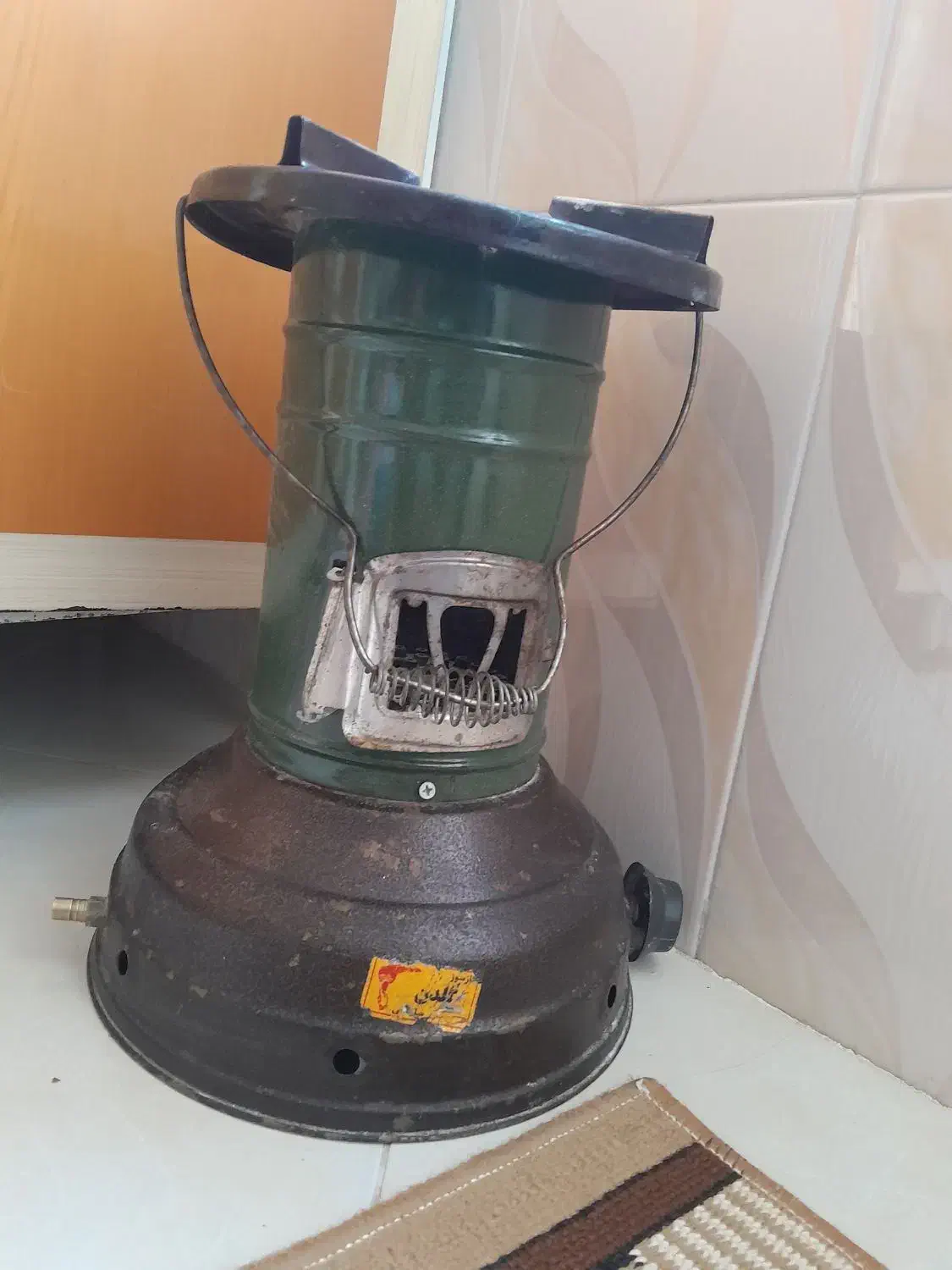 چراغ گازی|کلکسیون اشیاء عتیقه|بجنورد, |دیوار