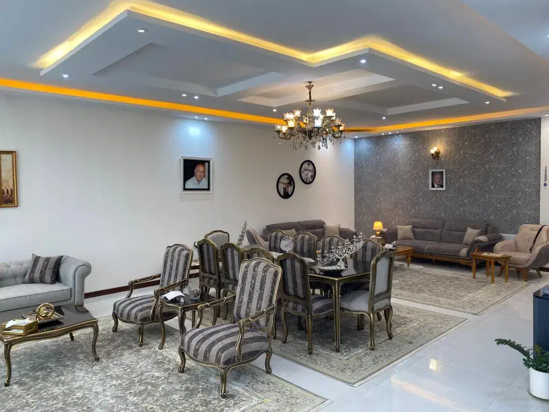 محله ۱۱/پنج نبش دربست زمین ۳۰۰متر ۱۸۰بنا سه خوابه|فروش خانه و ویلا|گلبهار, شهر جدید گلبهار|دیوار