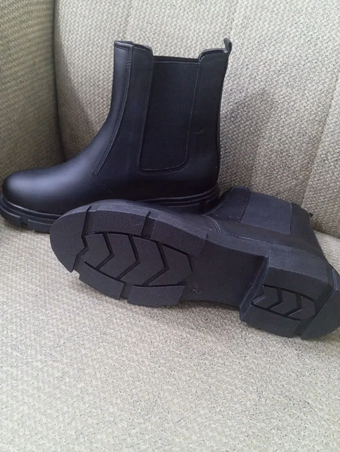 فروش انواع بوت شیک و زیبا و راحت زنانه و دخترانه|کیف، کفش، کمربند|قرچک, زیبا شهر|دیوار