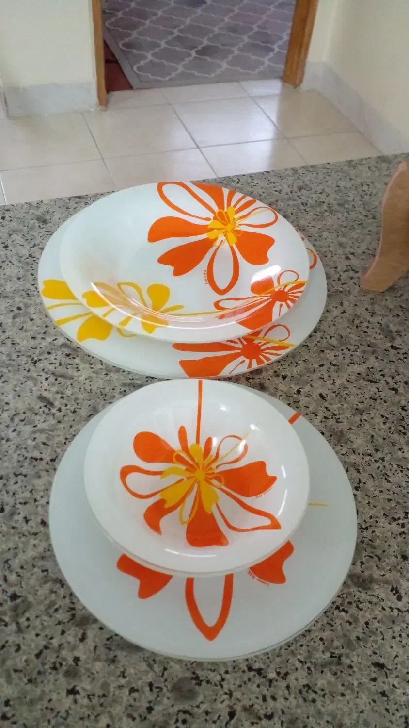 سرویس آرکوپال ۱۸ نفره دستی ۶۰۰ تومان|ظروف سرو و پذیرایی|اصفهان, جاوان|دیوار