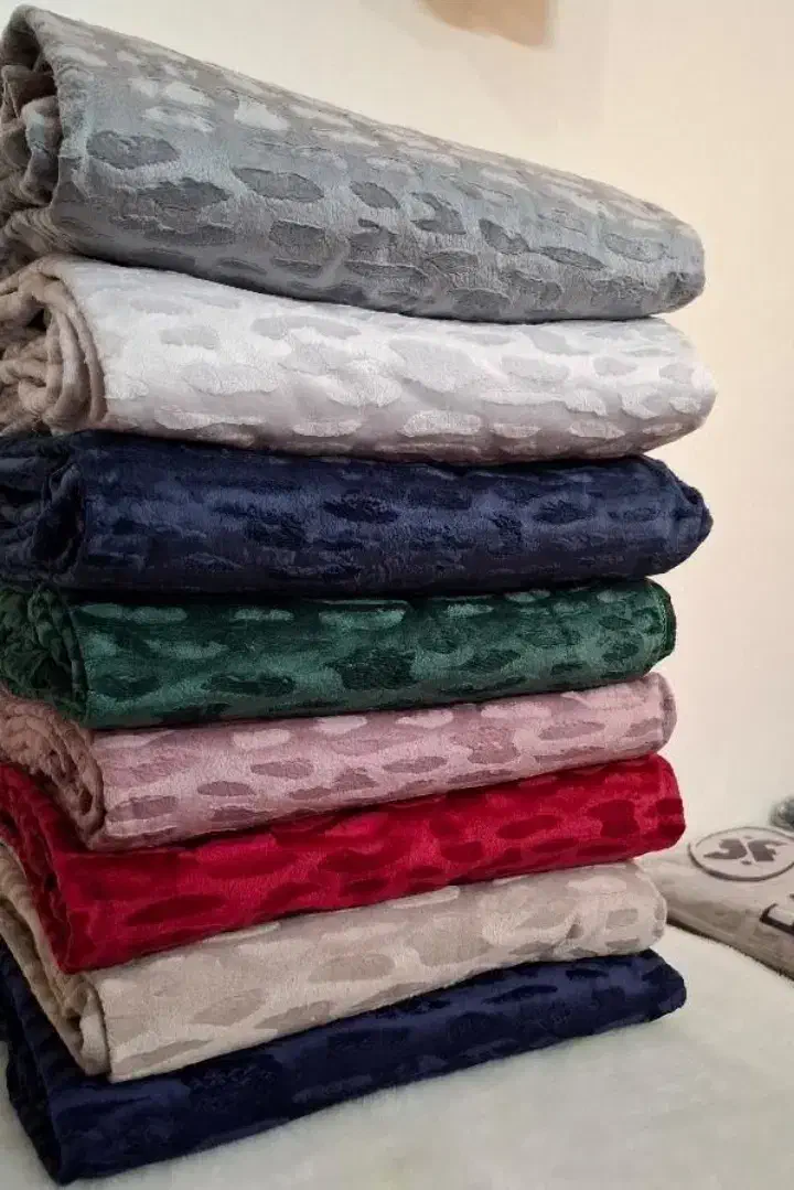 حراج پتو مسافرتی مجیک فایپکو فقط350هزار|رختخواب، بالش، پتو|قروه, |دیوار