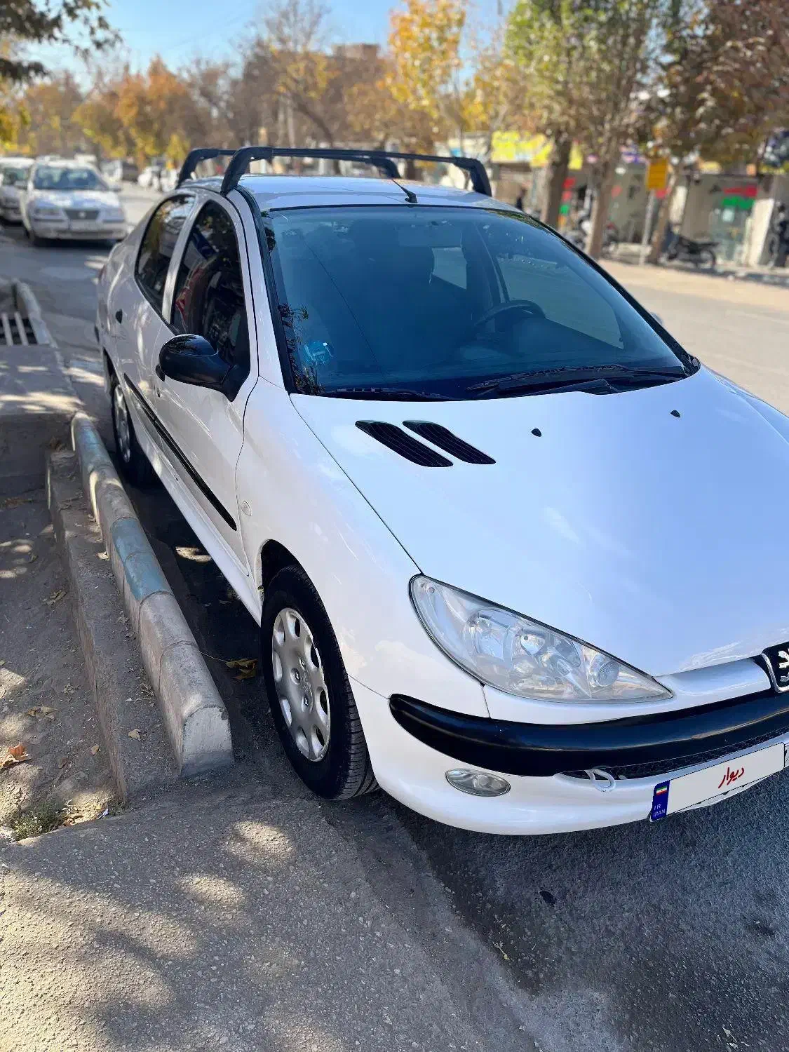 ۲۰۶ صندوق دار  سفید دوگانه. T5|خودرو سواری و وانت|نیشابور, شهید جعفری|دیوار