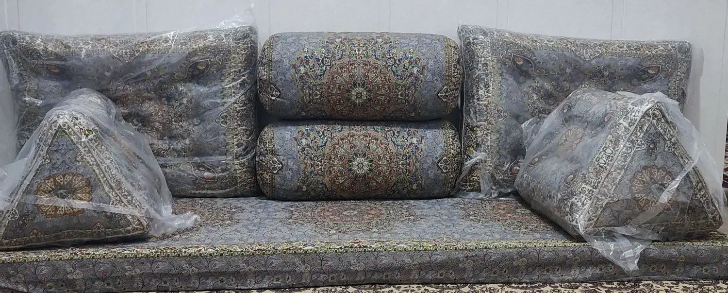 شاه نشین نو|پشتی|بیرجند, |دیوار