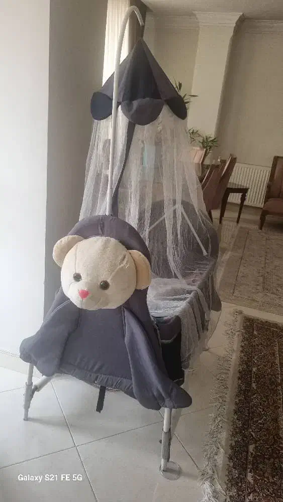 تخت نوزاد کنار مادر|تخت و صندلی بچه|شهریار, شهریار|دیوار