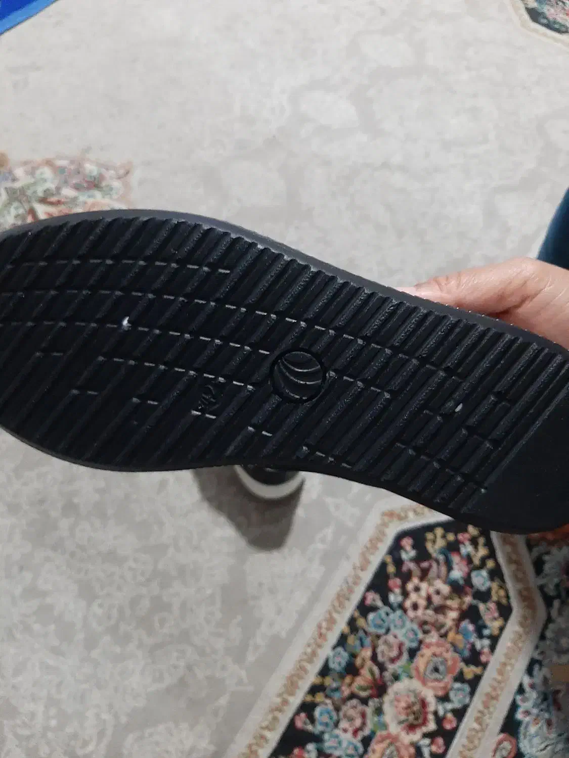 کفش اسپورت|کیف، کفش، کمربند|شیراز, گویم|دیوار