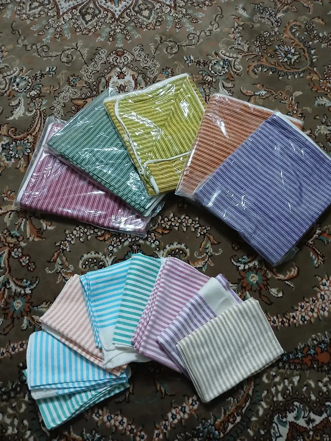 دستمال نخی و دستمال نان زیپ دار .|سفره، حوله، دستمال آشپزخانه|هشتگرد, شهرک ریحانه|دیوار