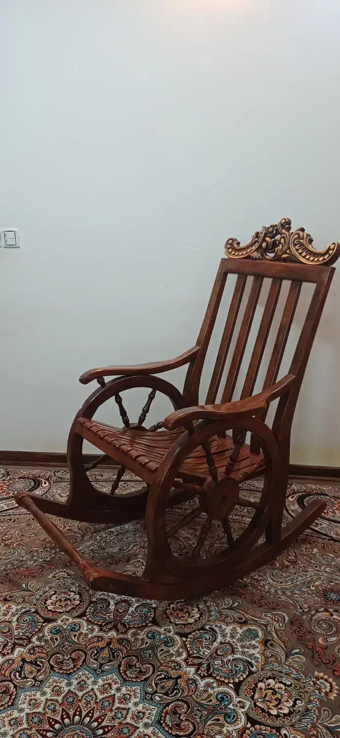 صندلی راک تاجدار ملوانی|مبلمان خانگی و میز عسلی|اشتهارد, |دیوار