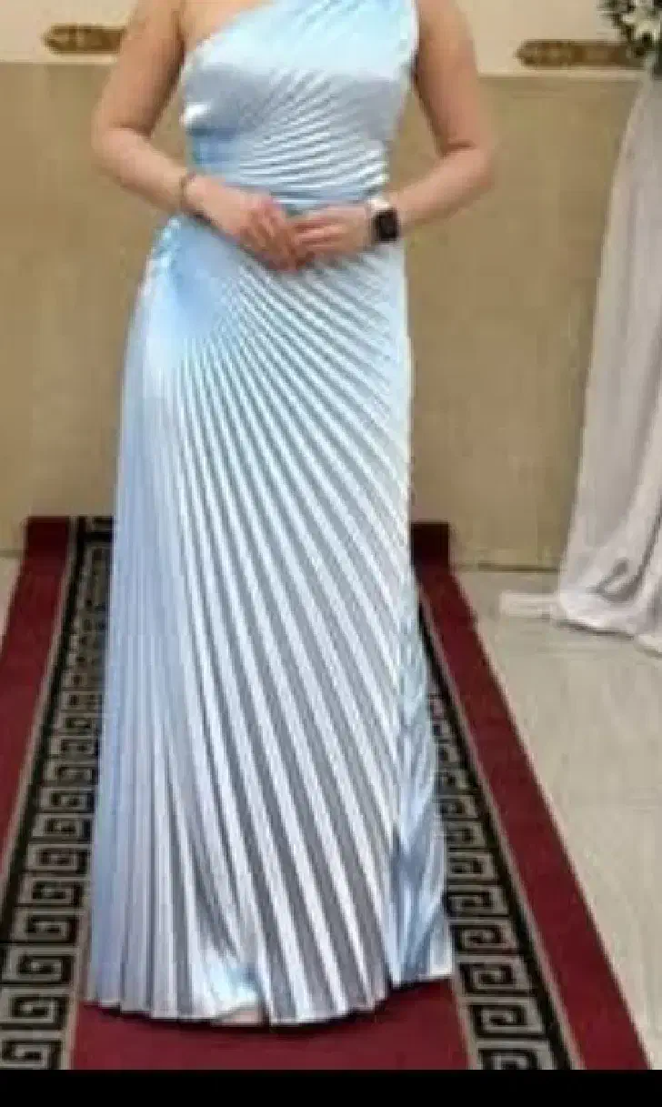 لباس مجلسی برای نامزدی یا عقد و عروسی|لباس|پاکدشت, پاکدشت (مامازند)|دیوار