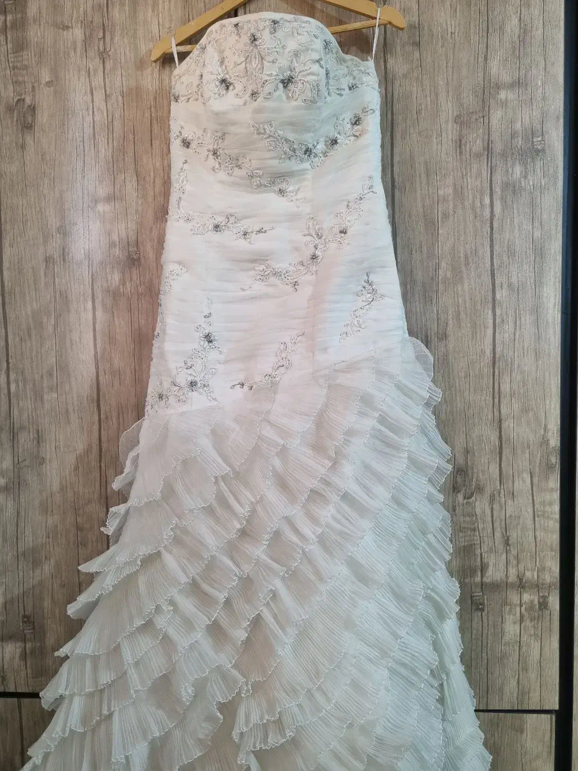 لباس عروس در حد نو|لباس|شیراز, دشت چنار|دیوار