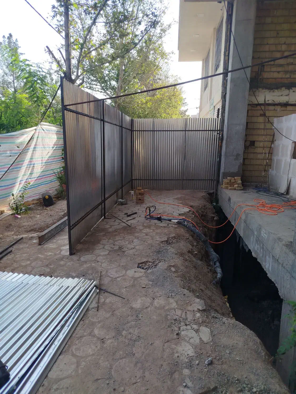 جوشکار جوشکاری سیار حتی یه خال|خدمات پیشه و مهارت|قزوین, |دیوار