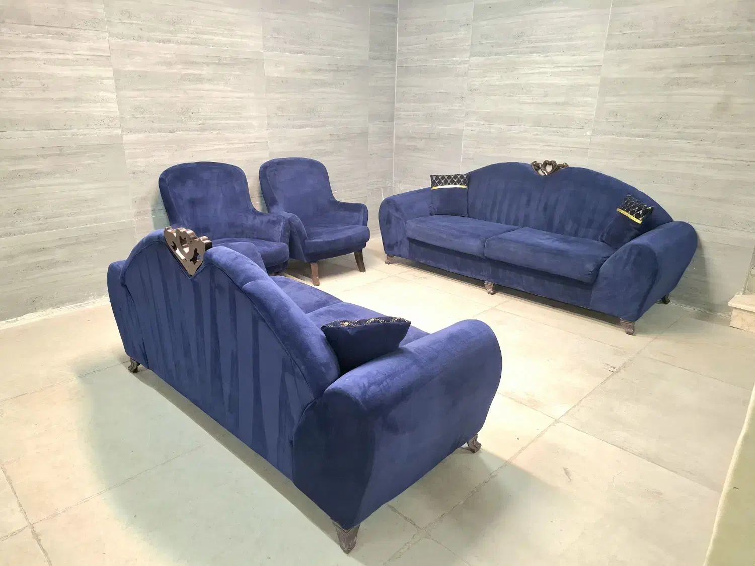 مبل کلاسیک آبی دست دوم سالم|مبلمان اداری|اصفهان, جلالیه|دیوار