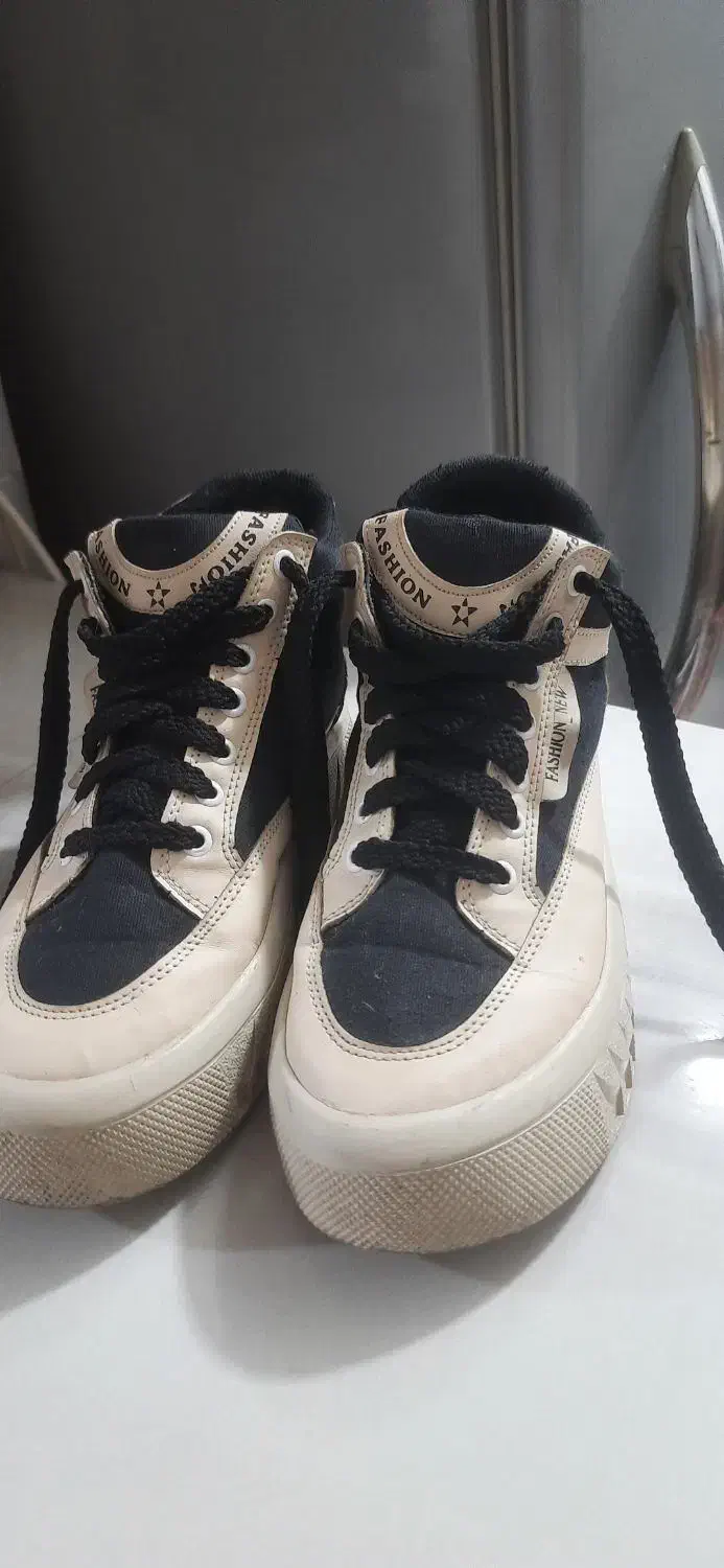 کتونی در حد نو|کیف، کفش، کمربند|قم, ارم|دیوار