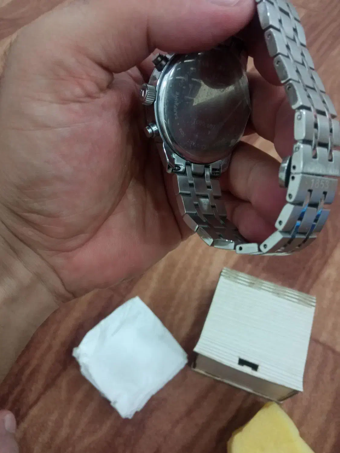 تیسوت ساعت|ساعت|مریوان, |دیوار