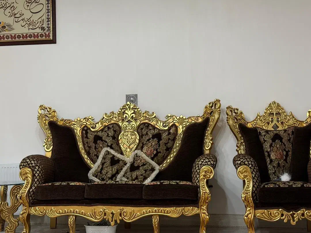 مبل ۹نفره درحد نو بسیار تمیز وسالم مشابه عکس|مبلمان خانگی و میز عسلی|گلستان (کرمان), |دیوار