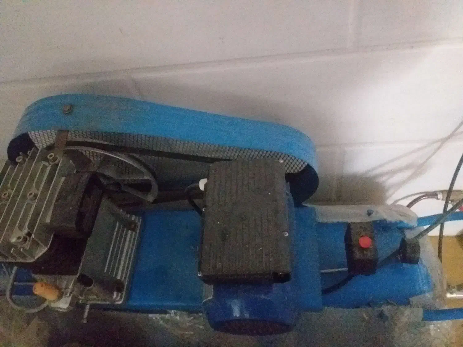 پمپ باد|ابزارآلات|بروجرد, |دیوار