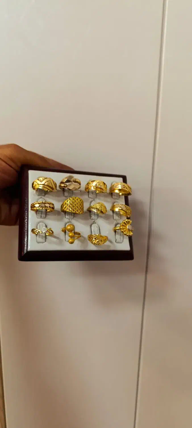 به قیمت روز با سه درصد به فروش می رسد|جواهرات|دهدشت, |دیوار