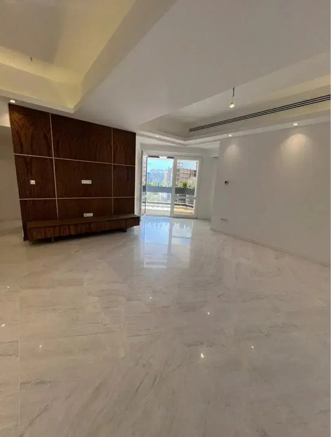 فرشته اجاره ۲۳۵ متر مدرن نوساز