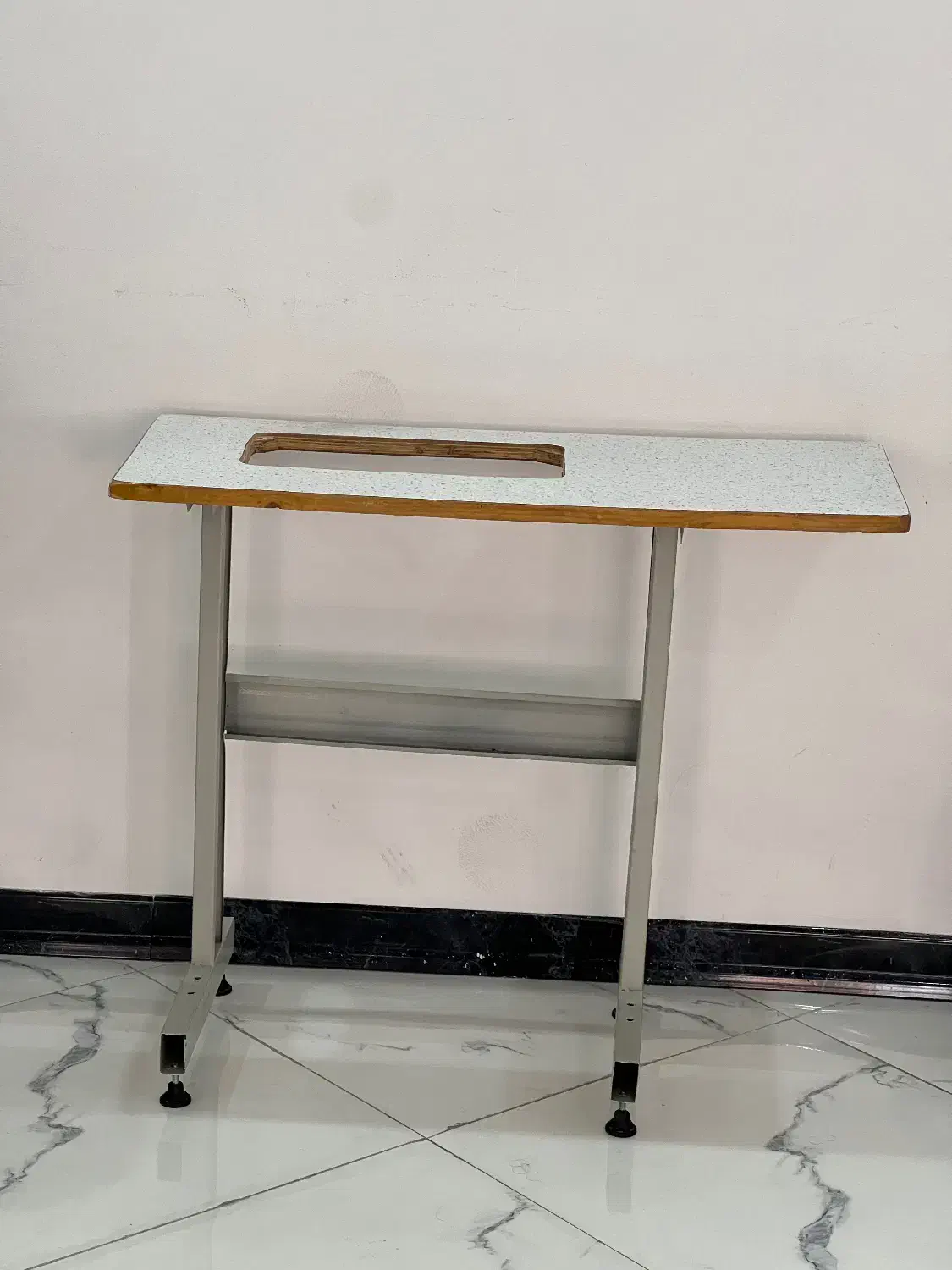 میز خیاطی|لوازم خیاطی و بافتنی|تهران, شهرک طالقانی|دیوار