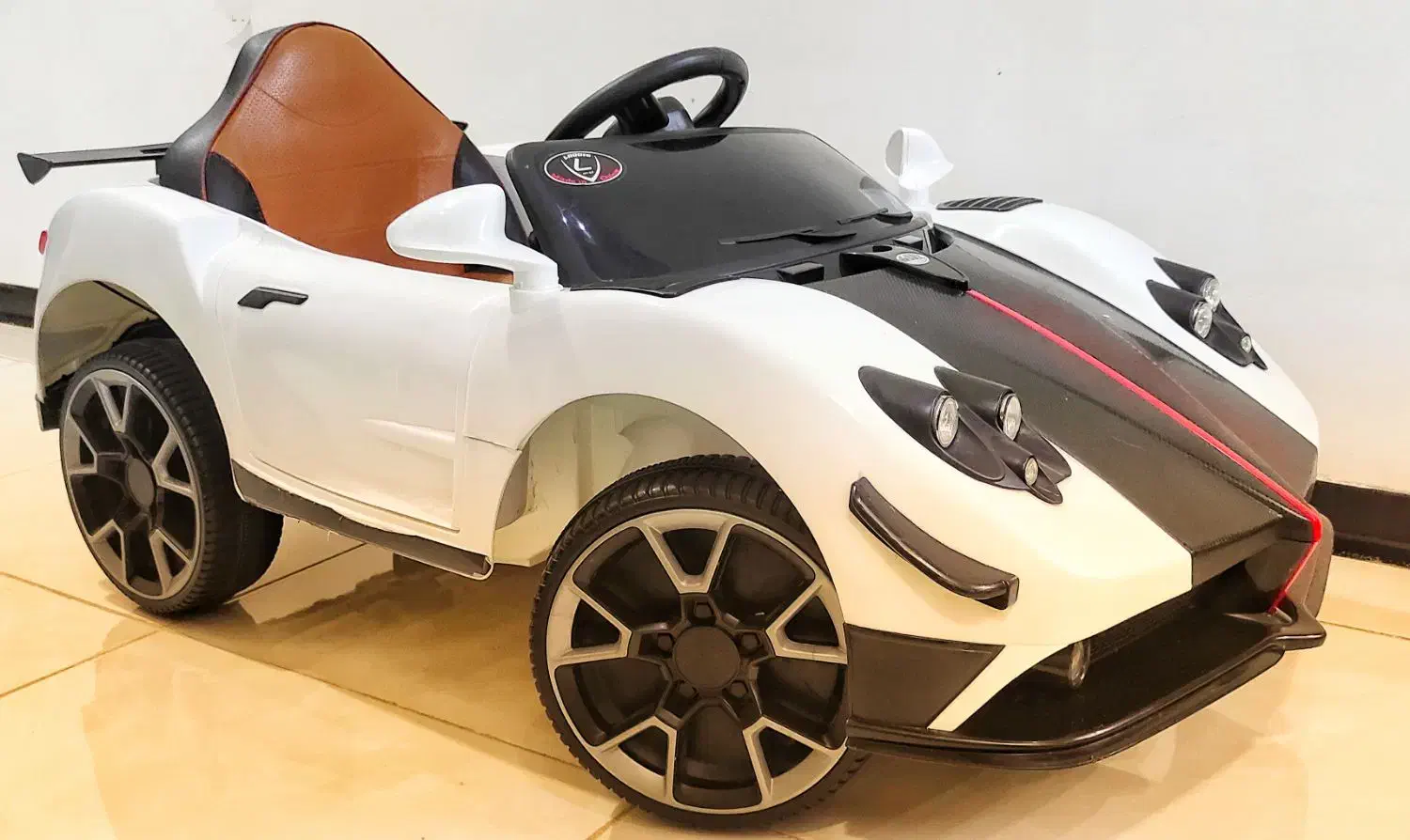 ماشین شارژی طرح مک لارن|اسباب‌‌بازی|شیراز, شهرک مفتح|دیوار