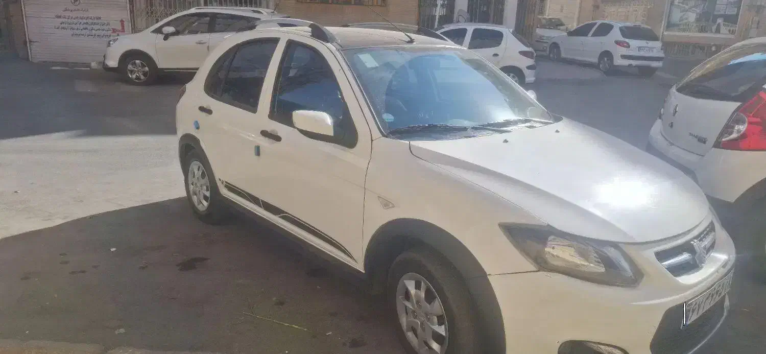 کوییک r1402|خودرو سواری و وانت|همدان, |دیوار