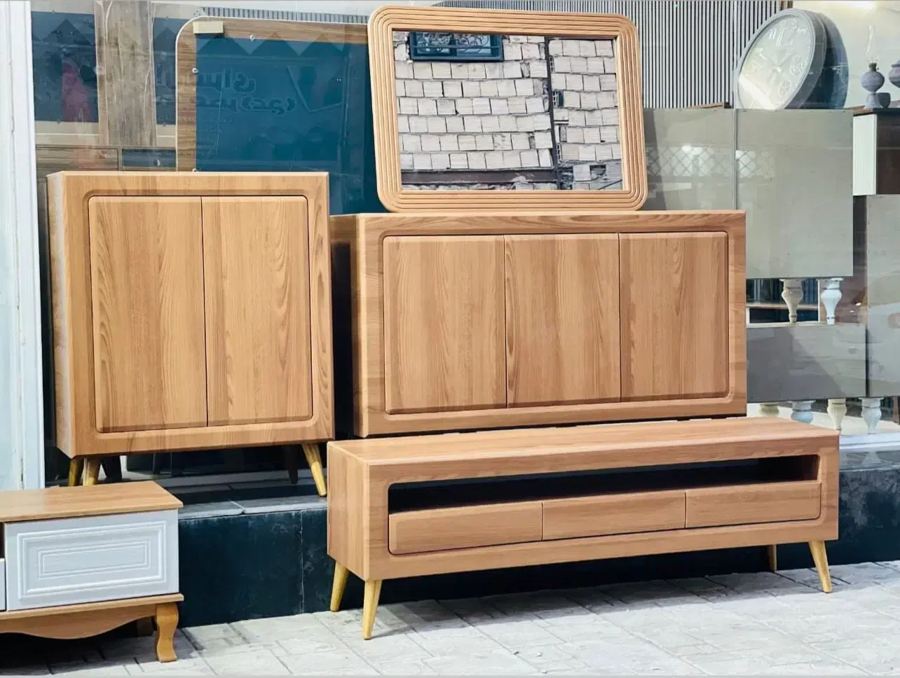 کنسول آینه مینیمال|بوفه، ویترین، کنسول|کرج, پیشاهنگی|دیوار