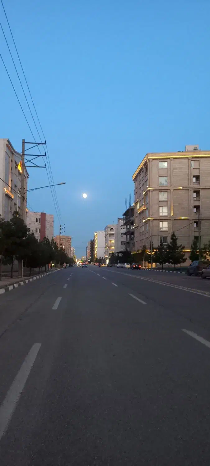 آپارتمان ۲۰۰ متر/تک واحدی/تماما نور افتاب/سه نبش|اجارهٔ آپارتمان|مشهد, الهیه|دیوار