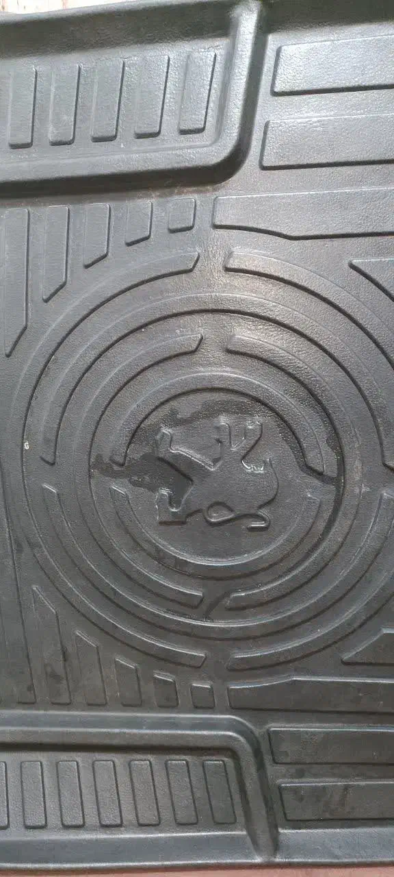 لنت جلو وکفی صندق عقب|قطعات یدکی و لوازم جانبی|ساوه, |دیوار