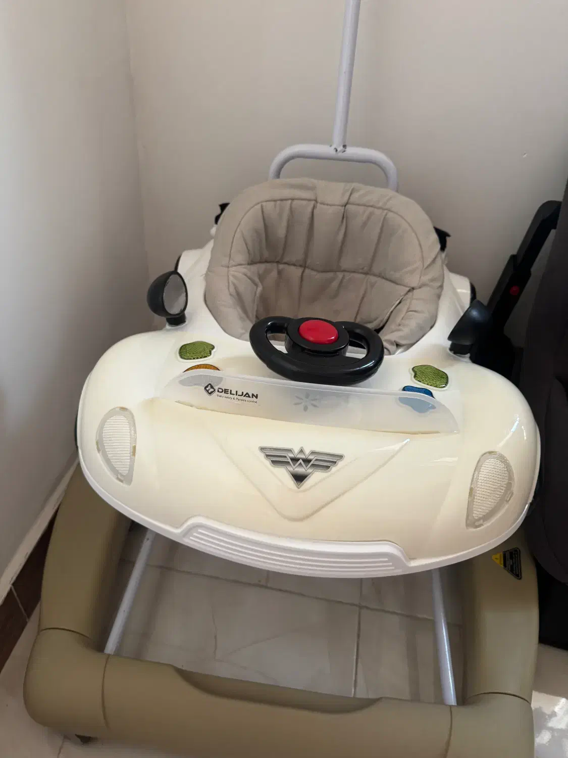 روروئک موزیکال|کالسکه و لوازم جانبی|رشت, رشتیان|دیوار