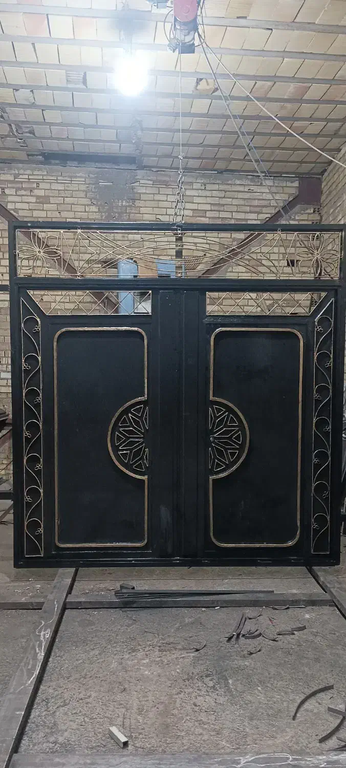 درب حیاطی دست دوم|مصالح و تجهیزات ساختمان|اشکذر, |دیوار