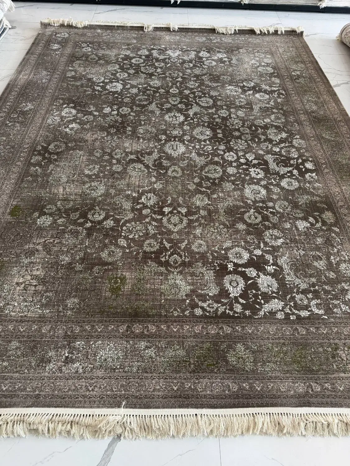 ۱۲متری ۷۰۰شانه تراکم ۲۵۵۰ ورزن ۴۵ کیلو|فرش|لنجان, |دیوار