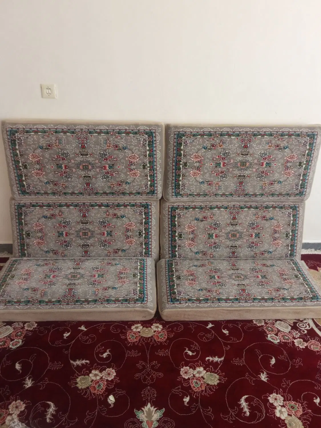پشتی|پشتی|کوهدشت, |دیوار