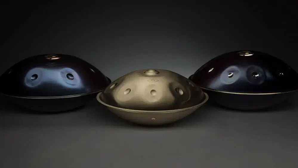 ساز هنگدرام|سازهای سنتی|ملایر, |دیوار