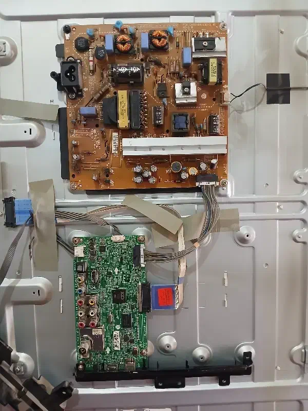 بُرد تلویزیون ال ای دی|تلویزیون و پروژکتور|تهران, شهرک رضویه|دیوار