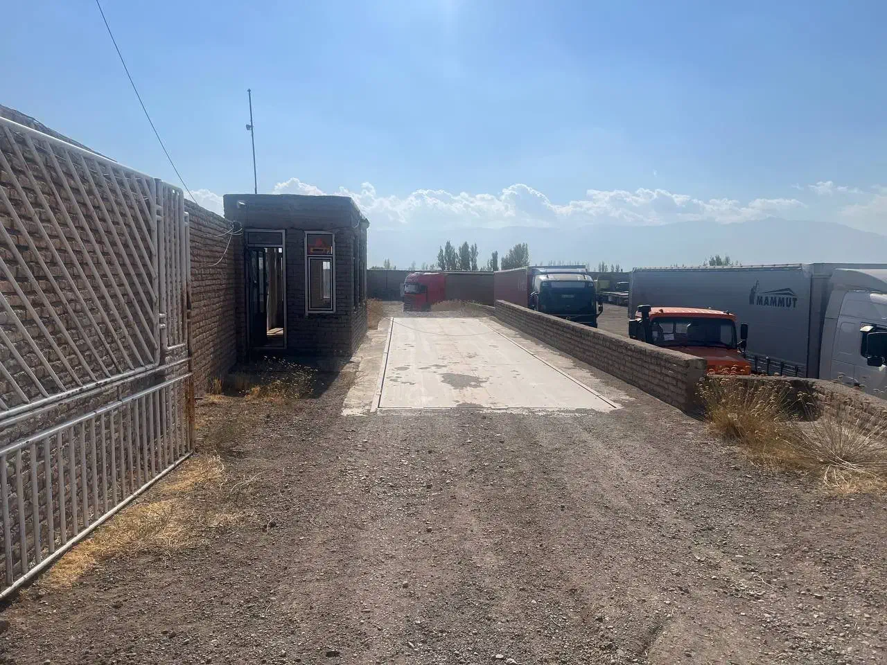 فروش ملک تجاری ایده آل|فروش زمین و ملک کلنگی|سراب, |دیوار