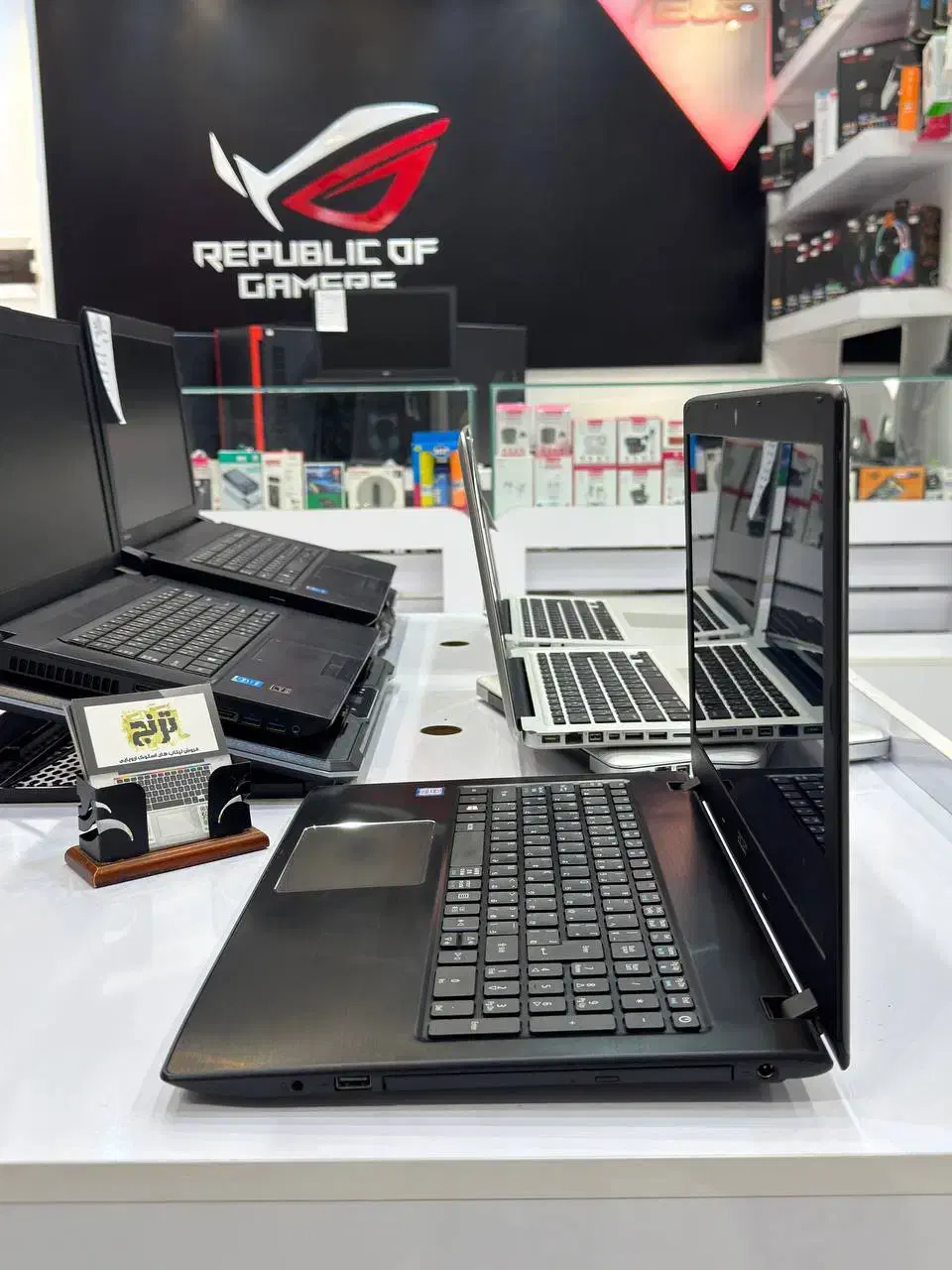 لپ تاپ ایسر رم ۸ acer|رایانه همراه|مشهد, جانباز|دیوار