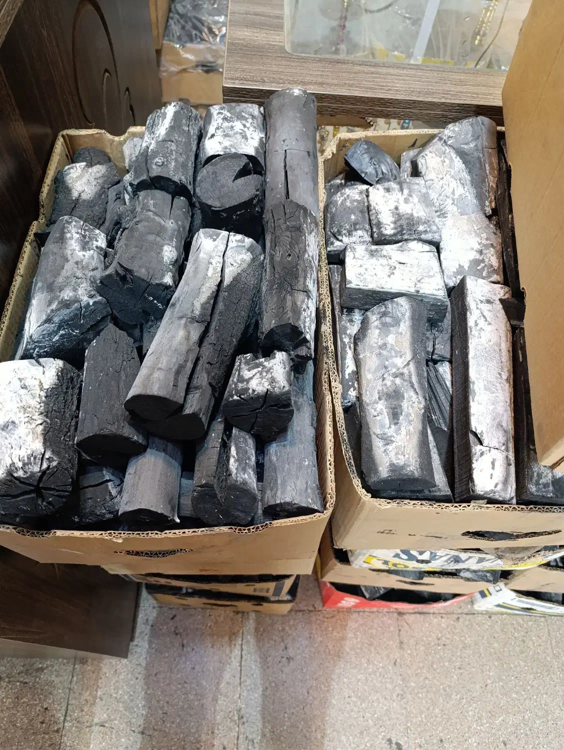 ذغال کبابی لاخولی رستورانی|عمدهفروشی|اصفهان, لاله|دیوار