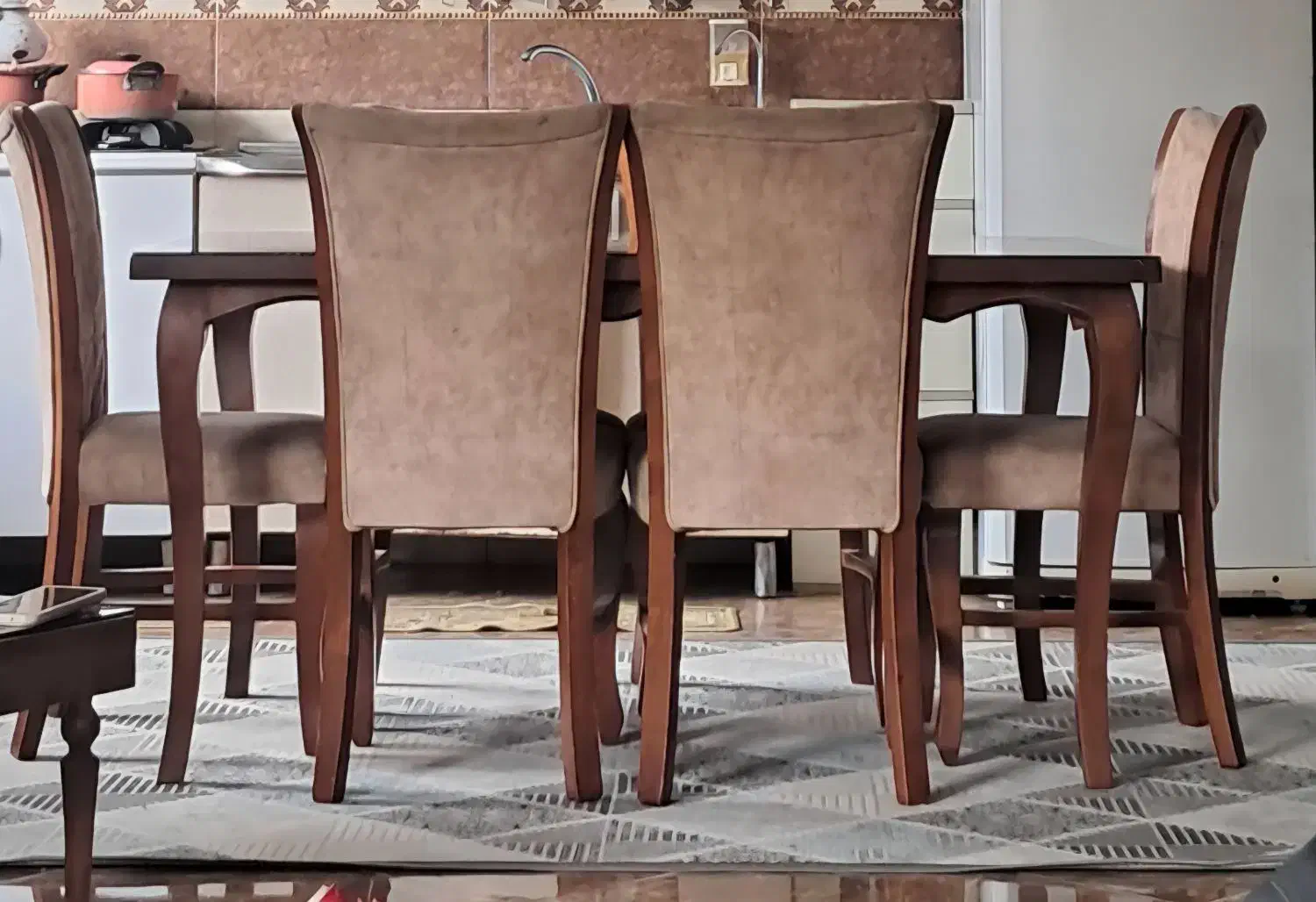 میز غذا خوری شش نفره|میز و صندلی غذاخوری|لاهیجان, لیالستان|دیوار