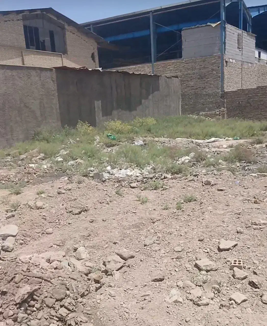 ۵۰۰ متر زمین قلفتی باسند در صنعت ۱۷|فروش دفتر صنعتی، کشاورزی، تجاری|بهارستان, |دیوار