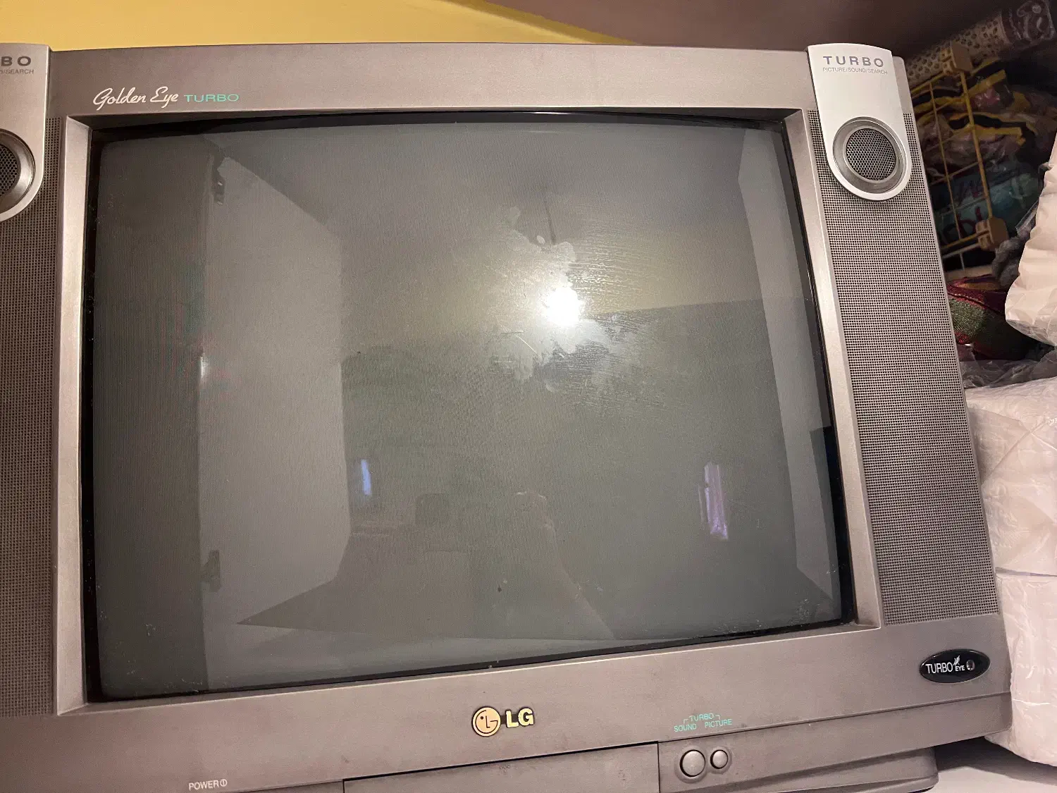 تلویزیون ۲۱ ال جی|تلویزیون و پروژکتور|تبریز, |دیوار